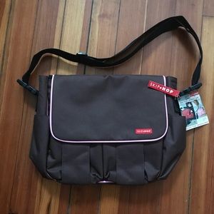 NWT SKIP HOP Diaper Bag for Stroller to Shoulder